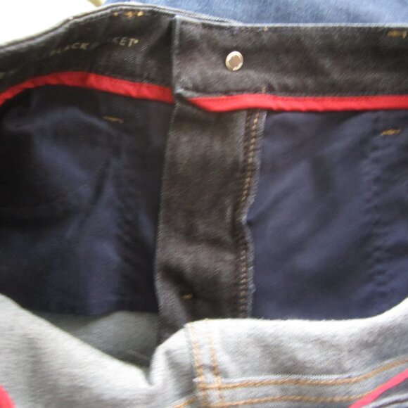 WHBM Size 4 High-Rise Sculpt Boot Crop Jeans Dark Wash - Picture 14 of 14